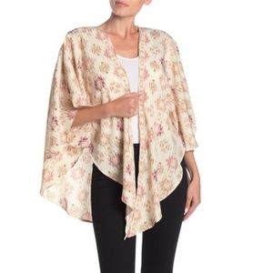 Melrose and Market 3/4 Dolman Sleeve Print Ruana